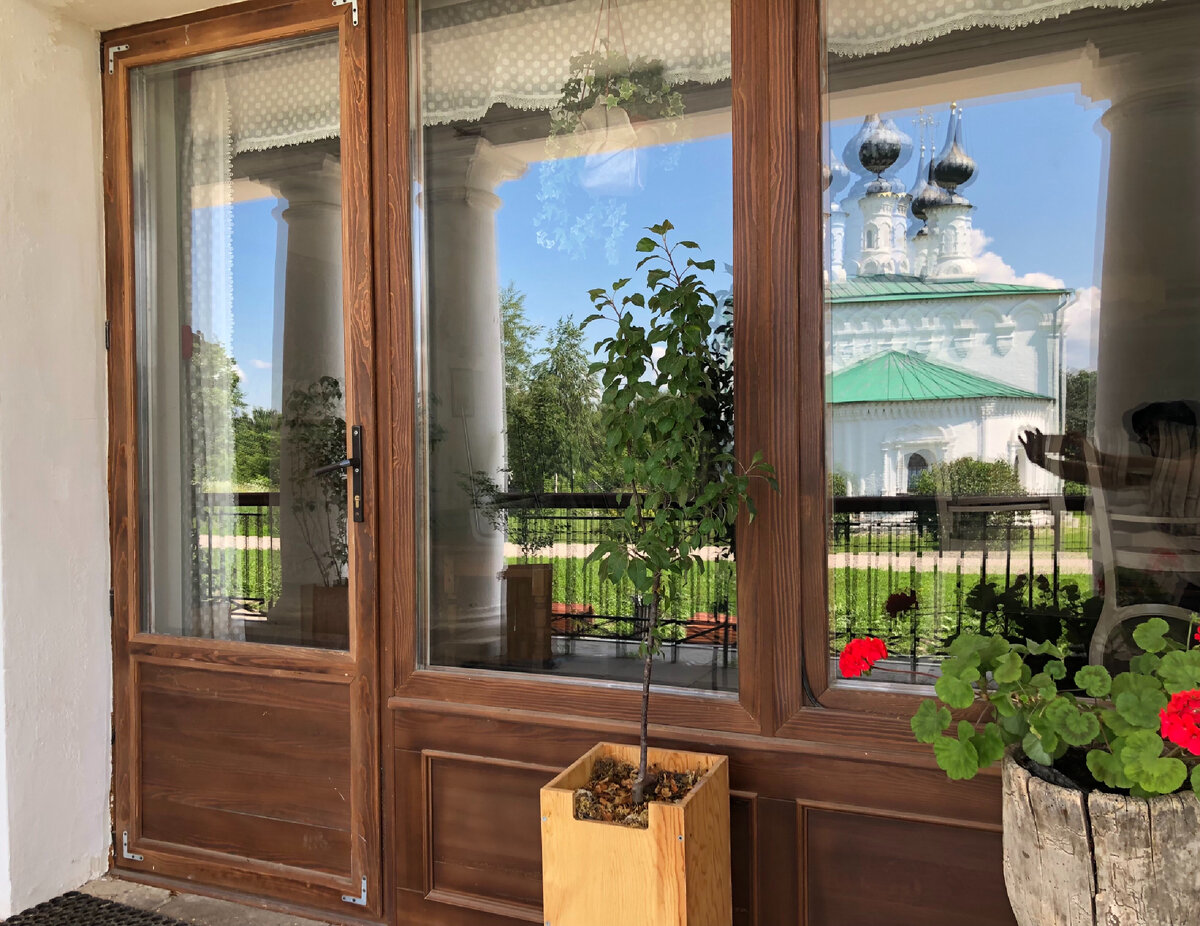 Отражения суздальские 