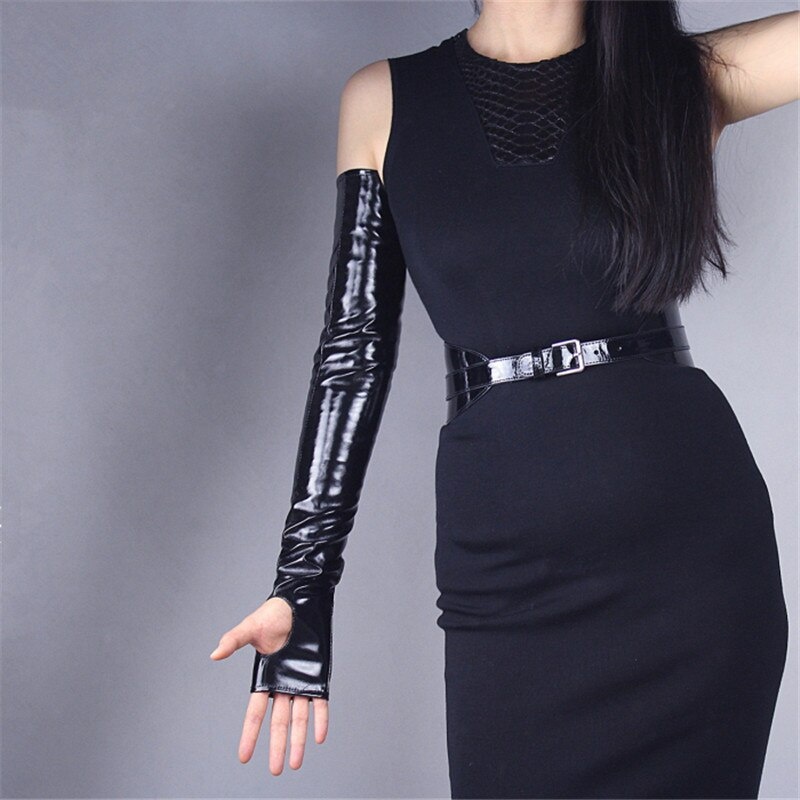 Обтягивающее платье