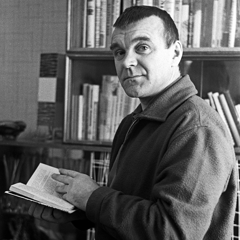 Юрий Васильевич Бондарев