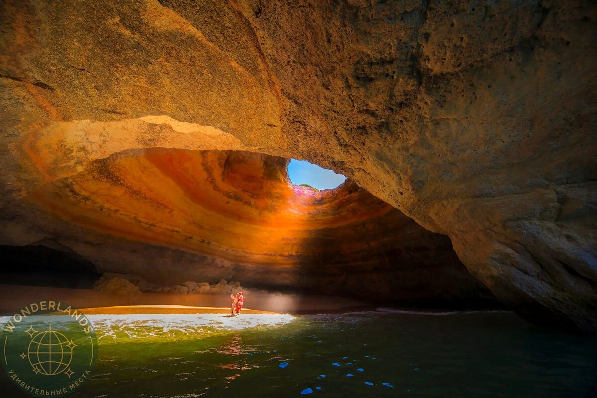 Удивительный пляж под скалистым сводом — самая красивая морская пещера  Португалии. (Пещера Бенагил). | Wonderlands - удивительные места | Дзен