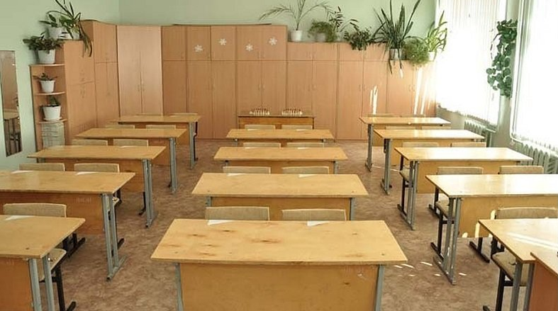 Школьные столы из моего детства. Фото из интернета.