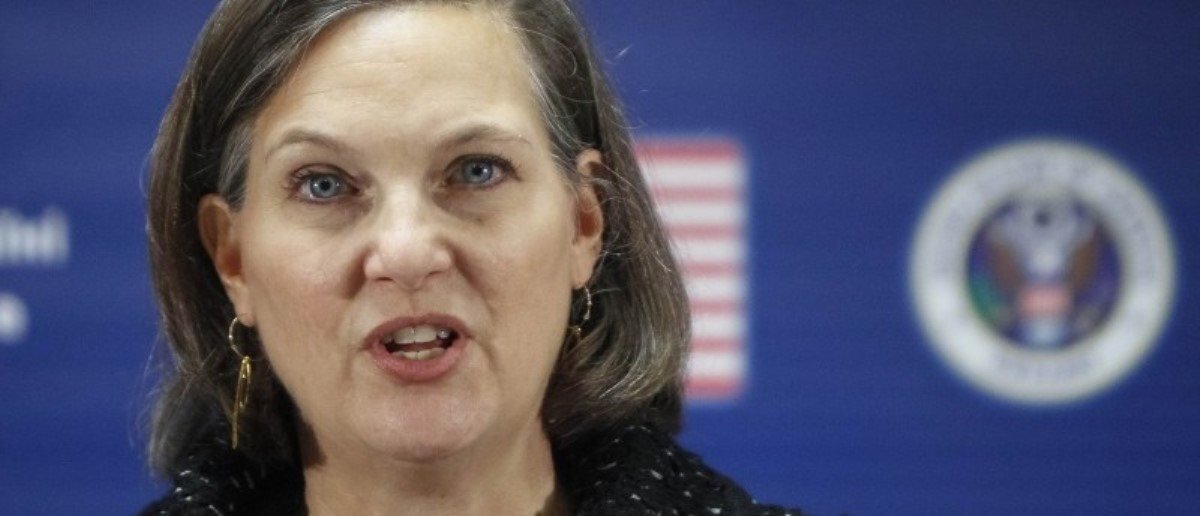 Замгоссекретаря США Виктория Нуланд угрожает России
