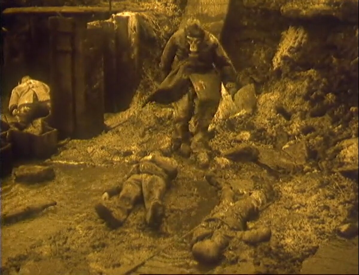 Кадр из фильма «Письма мёртвого человека»