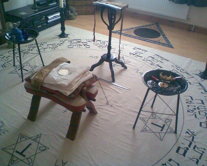 Продать душу онлайн в домашних условиях реально.