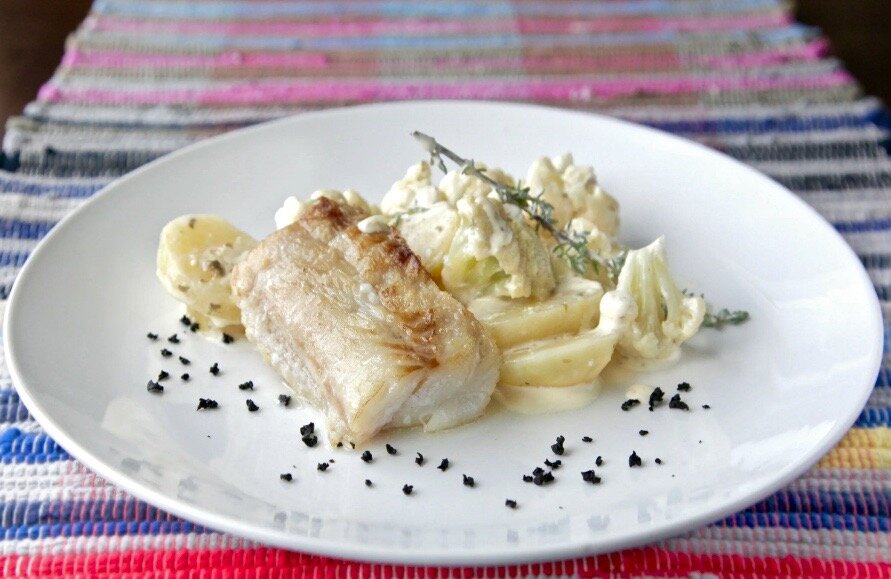 Мателот со сливками и овощами.