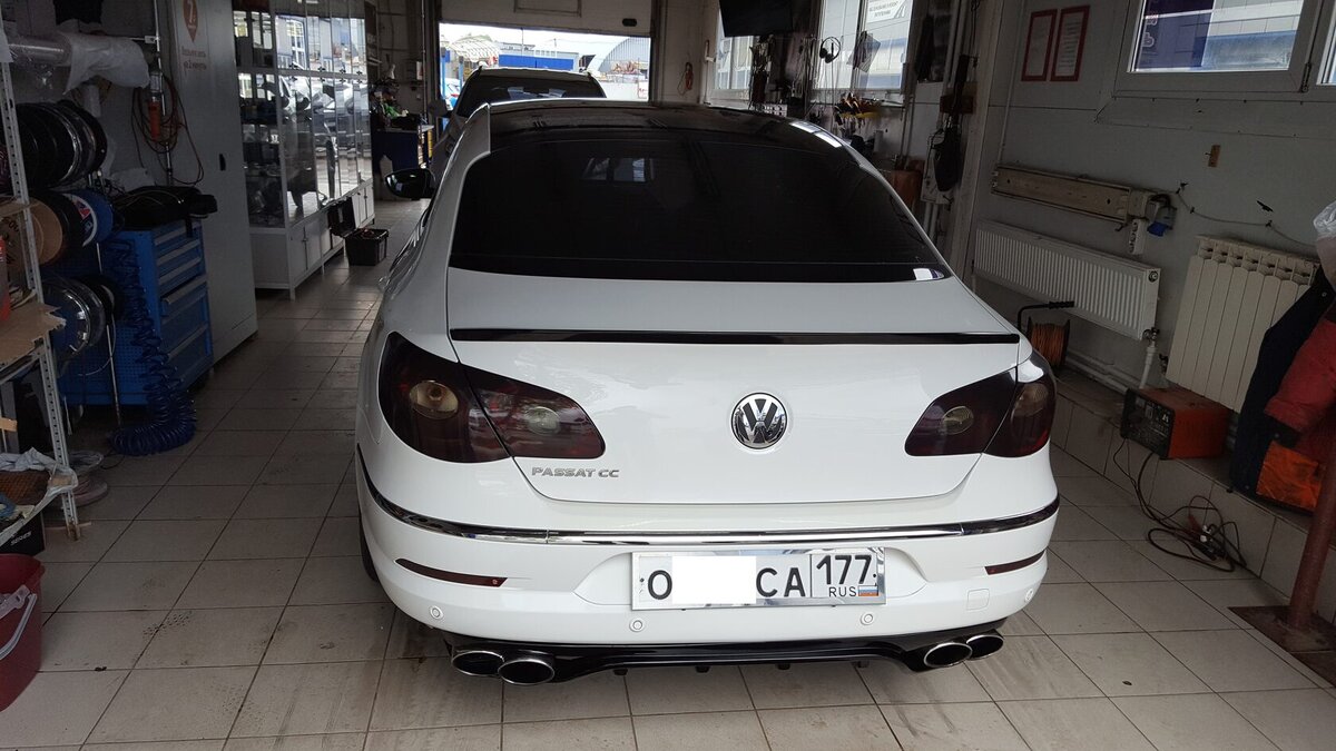 пассат ЦЦ - один из самых лучших автомобилей для двухполоски