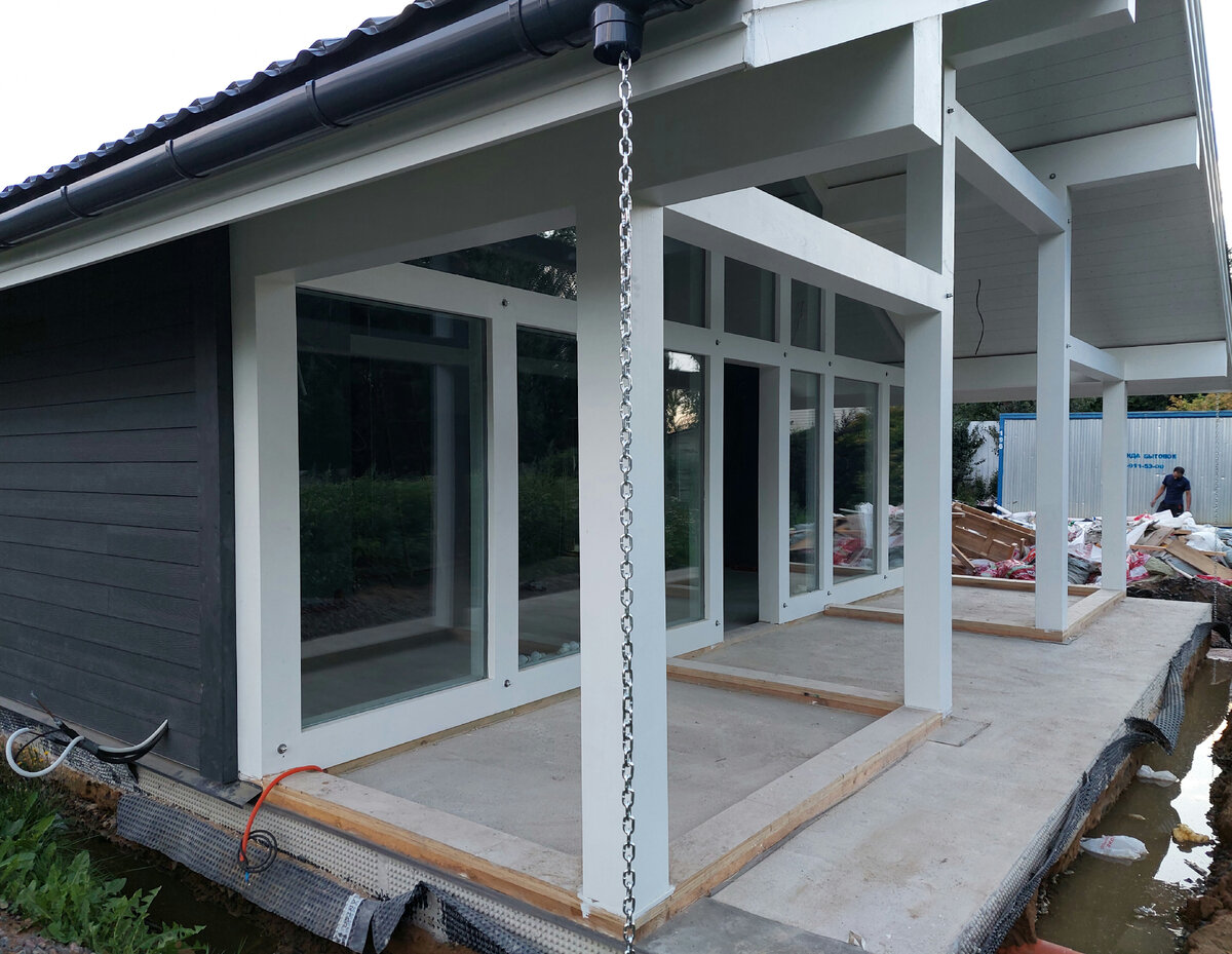 ПарусDom - дом фахверк с белыми балками