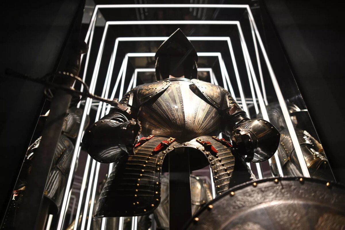 Экспонат, представленный на выставке "Дуэль. От Божьего суда до благородного преступления". © РИА Новости / Владимир Астапкович