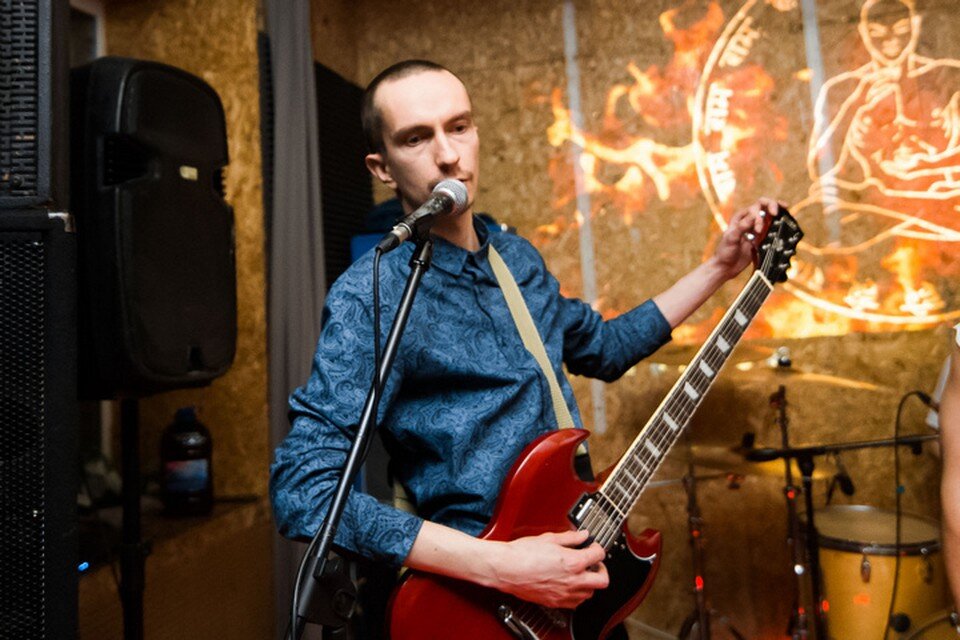     Александр Янчук занимается музыкой уже 15 лет. Фото: социальные сети, предоставлено героем публикации