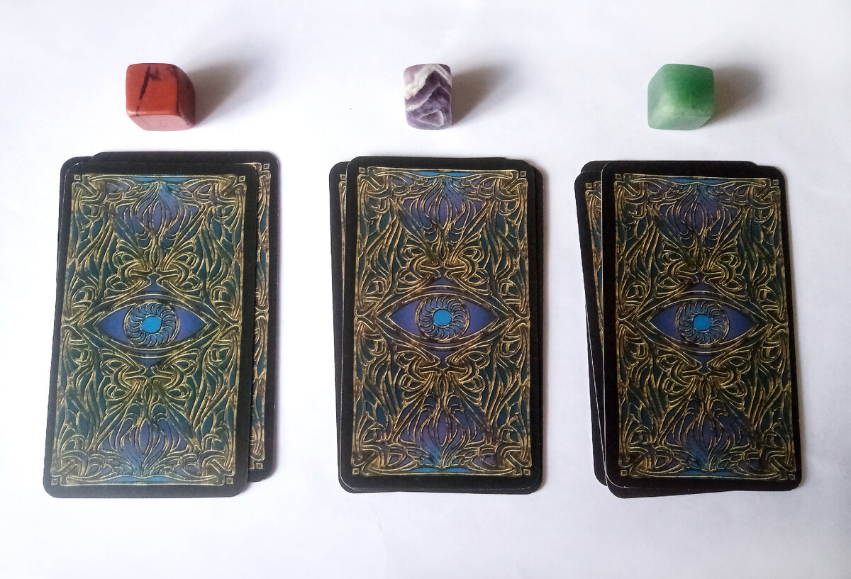 Таро-расклад "Сообщение от предков Рода"