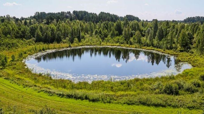 https://www.holiday.by/by/skarb/972-ozero-bozhe-oko-na-braslavshhine/photo#content