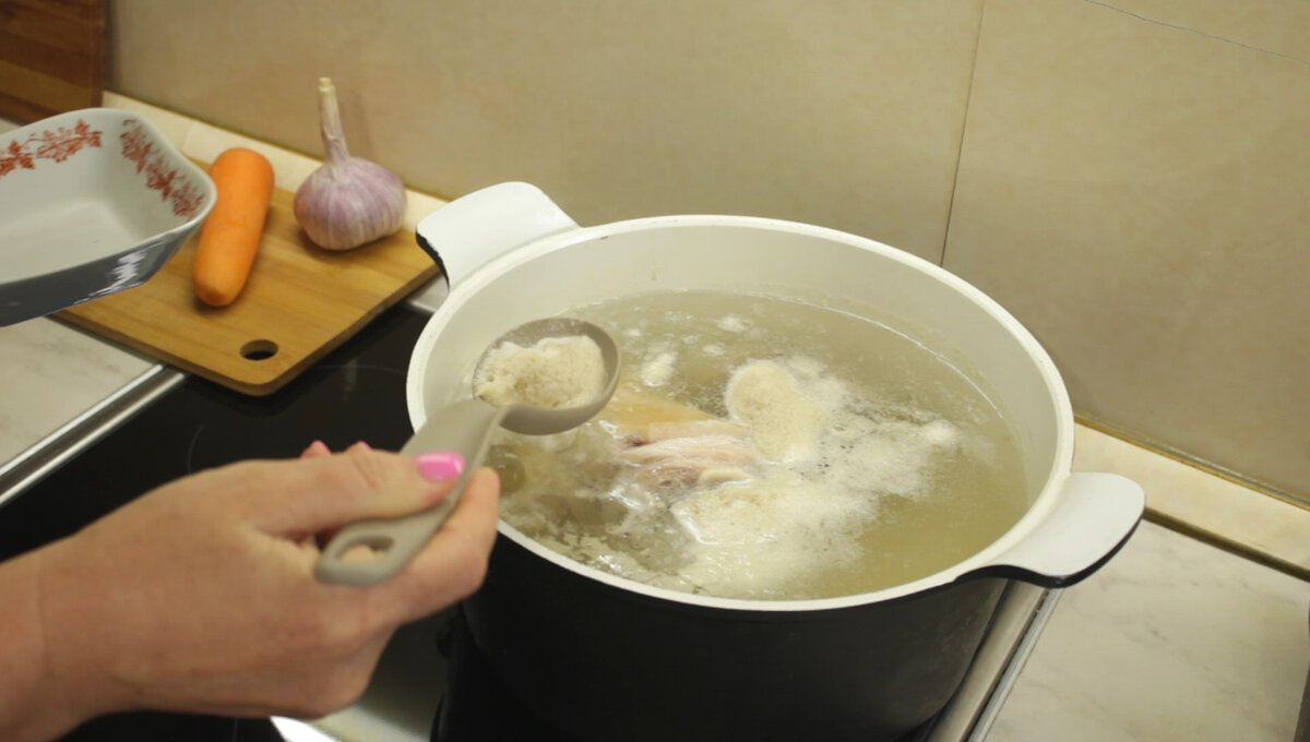 Вкусный холодец из свинины - пошаговый рецепт с фото на luchistii-sudak.ru