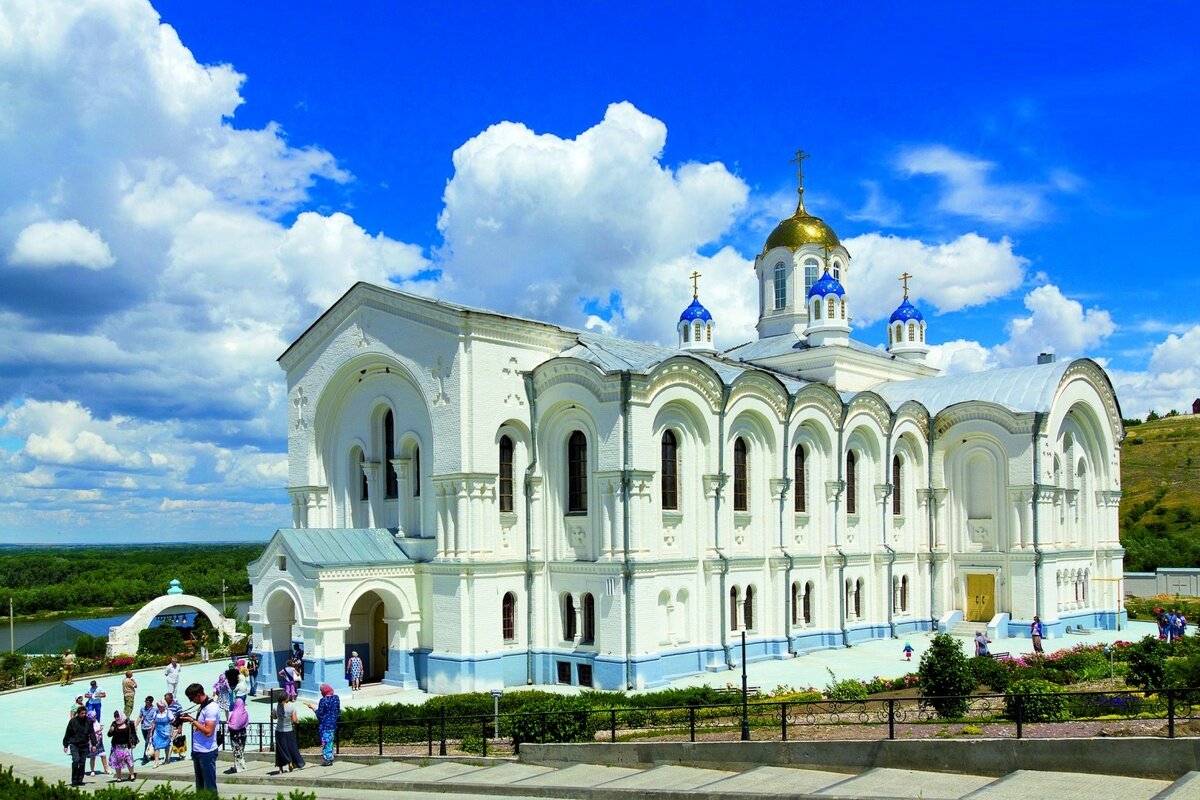 Усть-Медведицкий Спасо-Преображенский монастырь