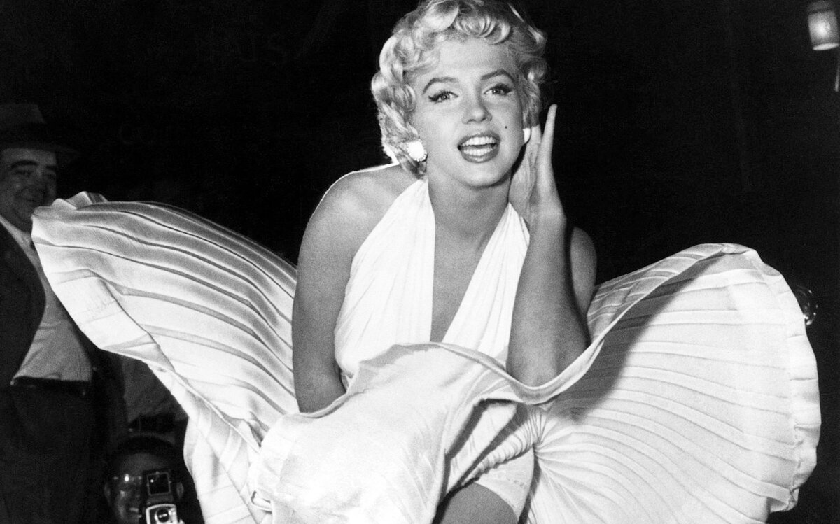     10 культовых вещей из кино. Часть вторая, женская