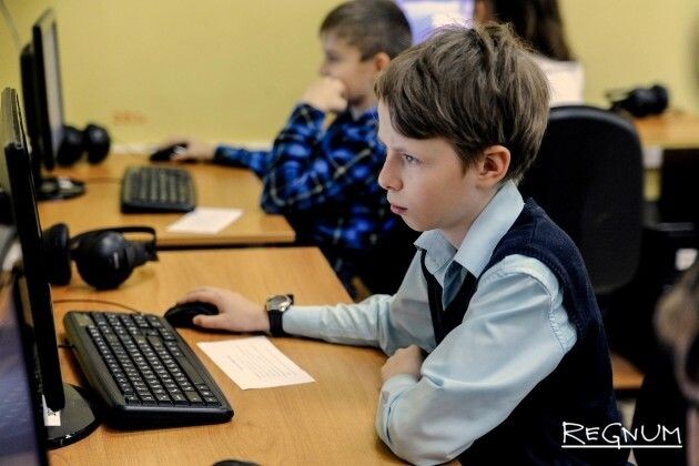    Урок информатики Дарья Антонова, ИА REGNUM