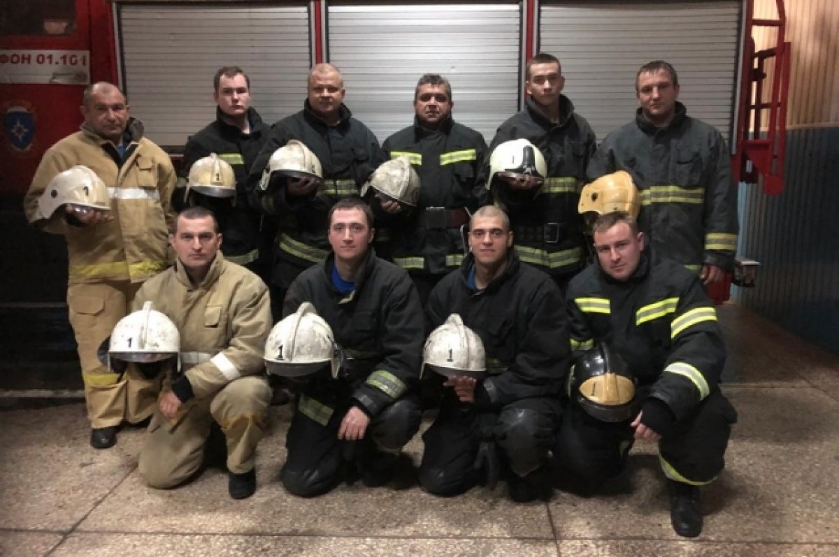    В Воронеже пожарные героически спасли 4 человек с 5 этажа горящего дома