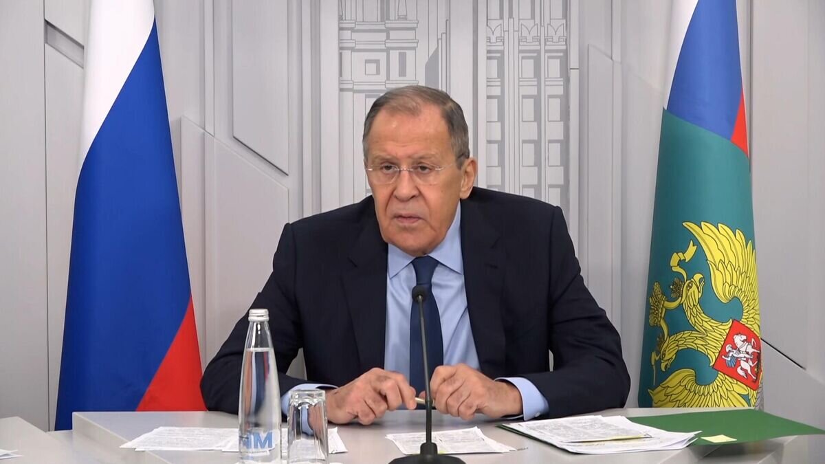    "Откровенная ложь". Лавров опроверг заявления об отсутствии санкций на зерно и удобрения© РИА Новости