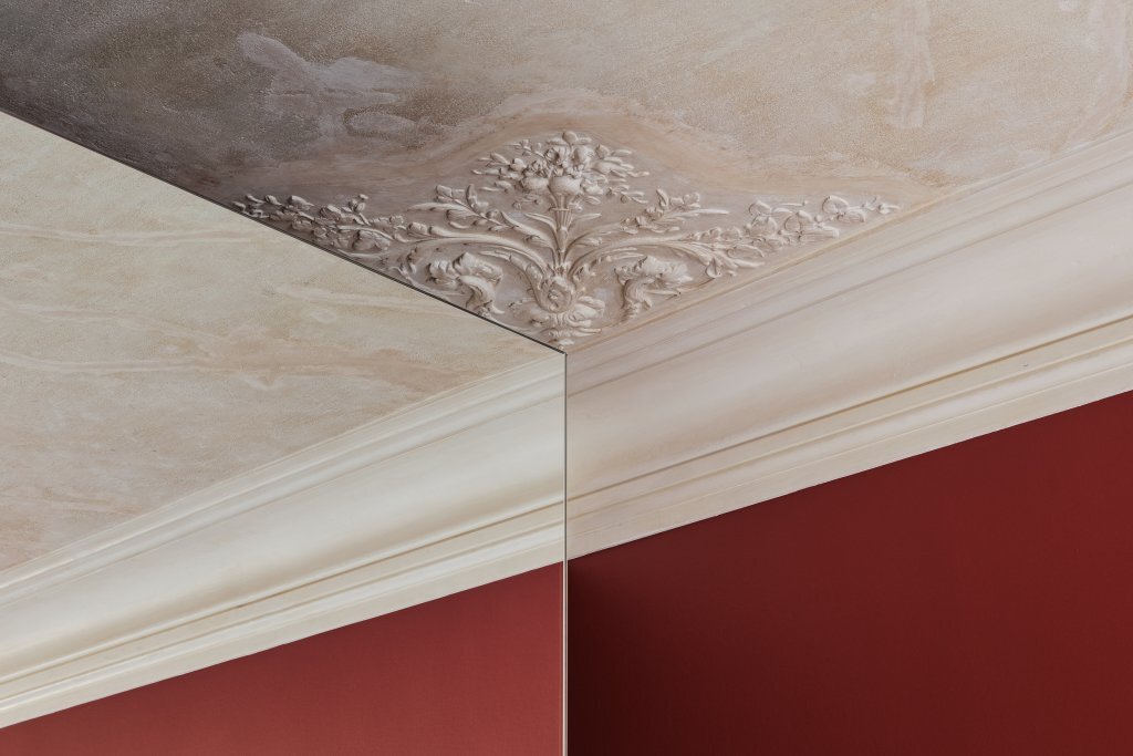 Стильно, эффектно и функционально. Необычный интерьер студии 30 кв.м. в центре Санкт-Петербурга