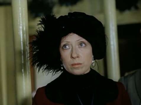    Фото: кадр из фильма «Васса»