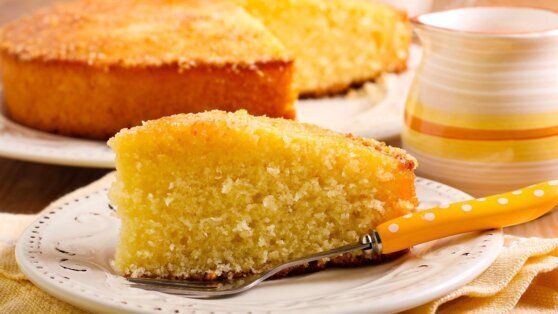    Недорого и вкусно: заливной лимонный пирог, тесто для которого готовится всего 5 минут Анастасия Романова