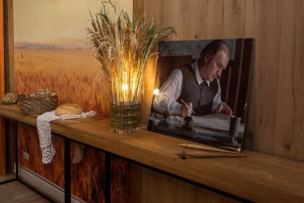 «Такой даже представить не мог роскоши!» - загородный дом актёра Александра Балуева в Подмосковье после ремонта