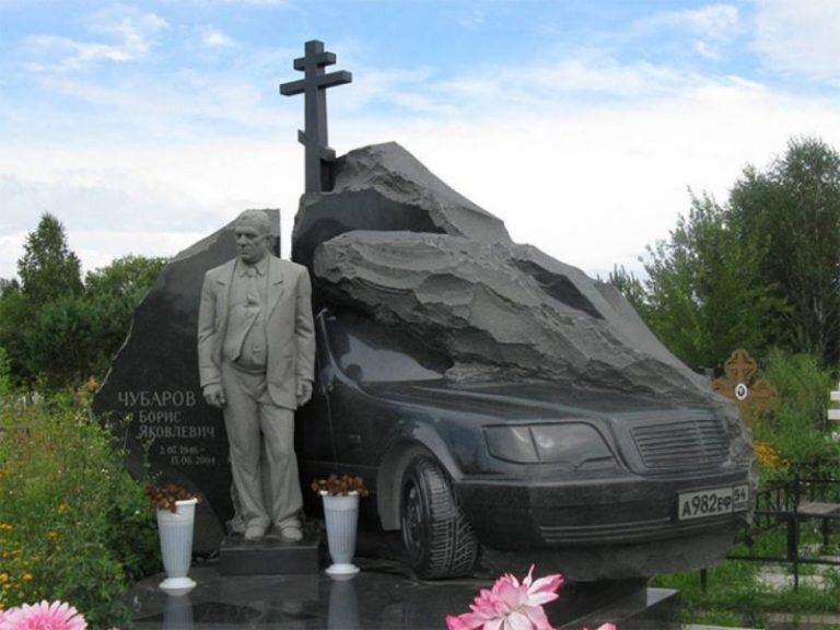 Фото готовых памятников на кладбище - работы ООО