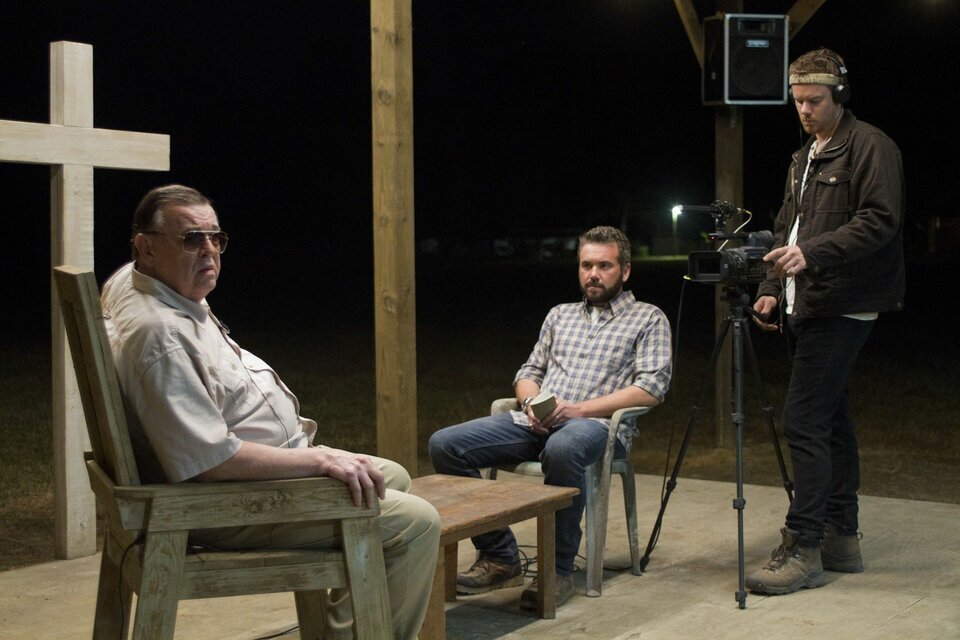 shot from "The Sacrament"/2013/Ti West/kinopoisk.ru