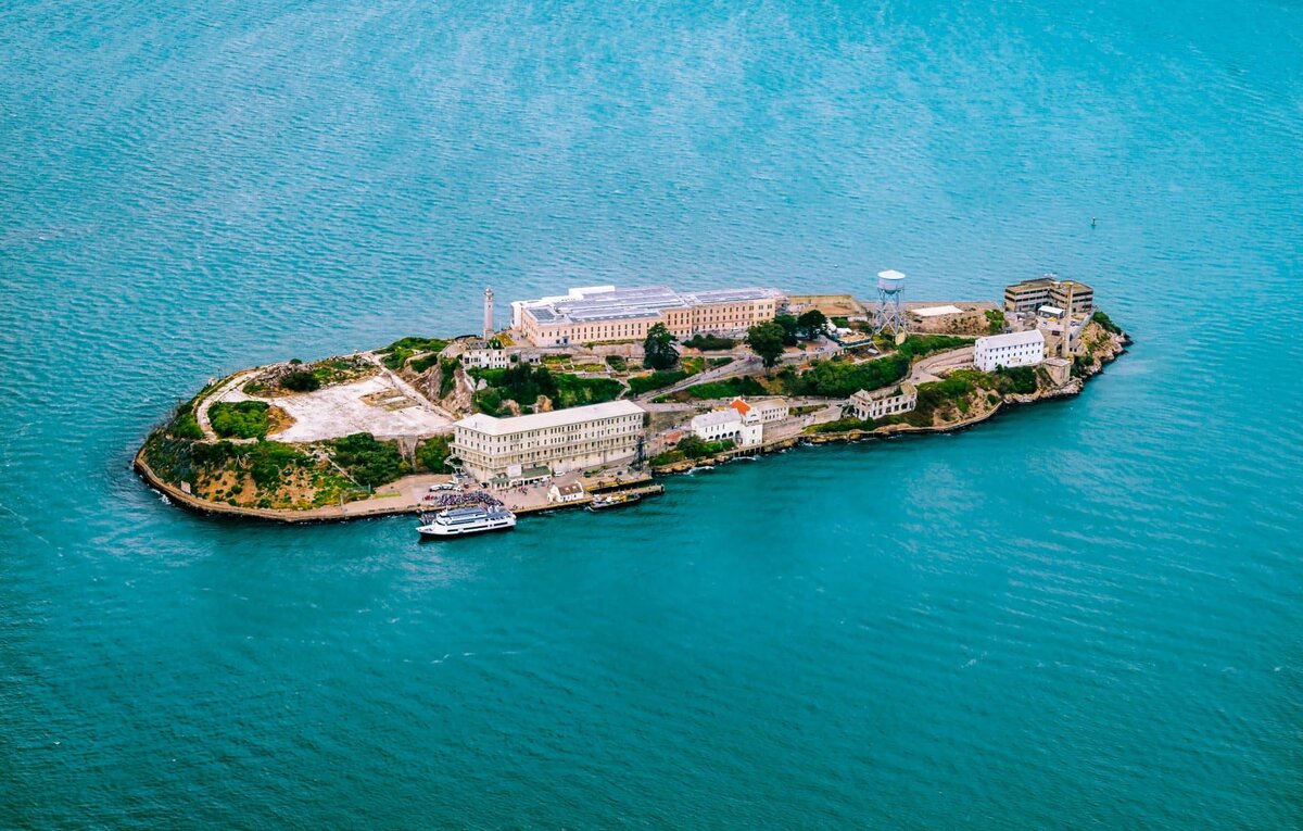 Источник: https://bigseventravel.com/visiting-alcatraz-things-need-to-know/