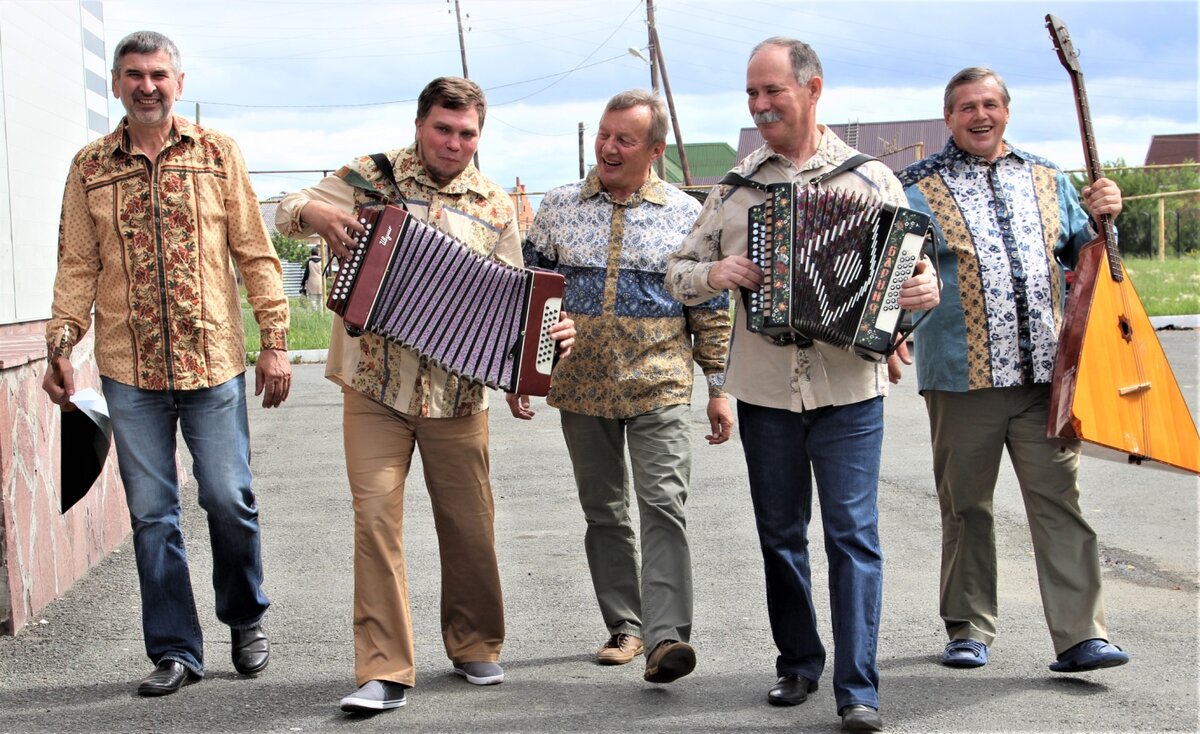 Заслуженный ансамбль Южного Урала "МИТРОФАНОВНА" 