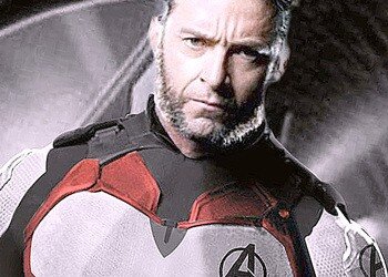 В сеть появилась новая и совершенно неожиданная информация по фильму «Доктор Стрэндж 2: В мультивселенной безумия» от Marvel, из которой были раскрыты Тоби Магуайр (Tobey Maguire) и Хью Джекман (Hugh Jackman), вернувшиеся к ролям Человека-паука и Росомахи.

Картина «Доктор Стрэндж 2: В мультивселенной безумия» станет следующим крупным проектом компании Marvel. Согласно различным слухам и сливам, в ней ожидается еще больше различных персонажей и камео, чем в недавнем хите «Человек-паук 3: Нет пути домой». Теперь же очередной инсайдер слил финальный акт ленты «Доктор Стрэндж 2: В мультивселенной безумия», в котором появится много знакомых зрителям персонажей. Одними из таких будут Тоби Магуайр и Хью Джекман, которые возвращаются, чтобы повторить роли Человека-паука и Росомахи. Стоит отметить, что Магуайр недавно уже успел вернуться к своей роли в фильме «Человек-паук 3: Нет пути домой». Вот некоторые моменты из финального акта второй части про Доктора Стрэнджа