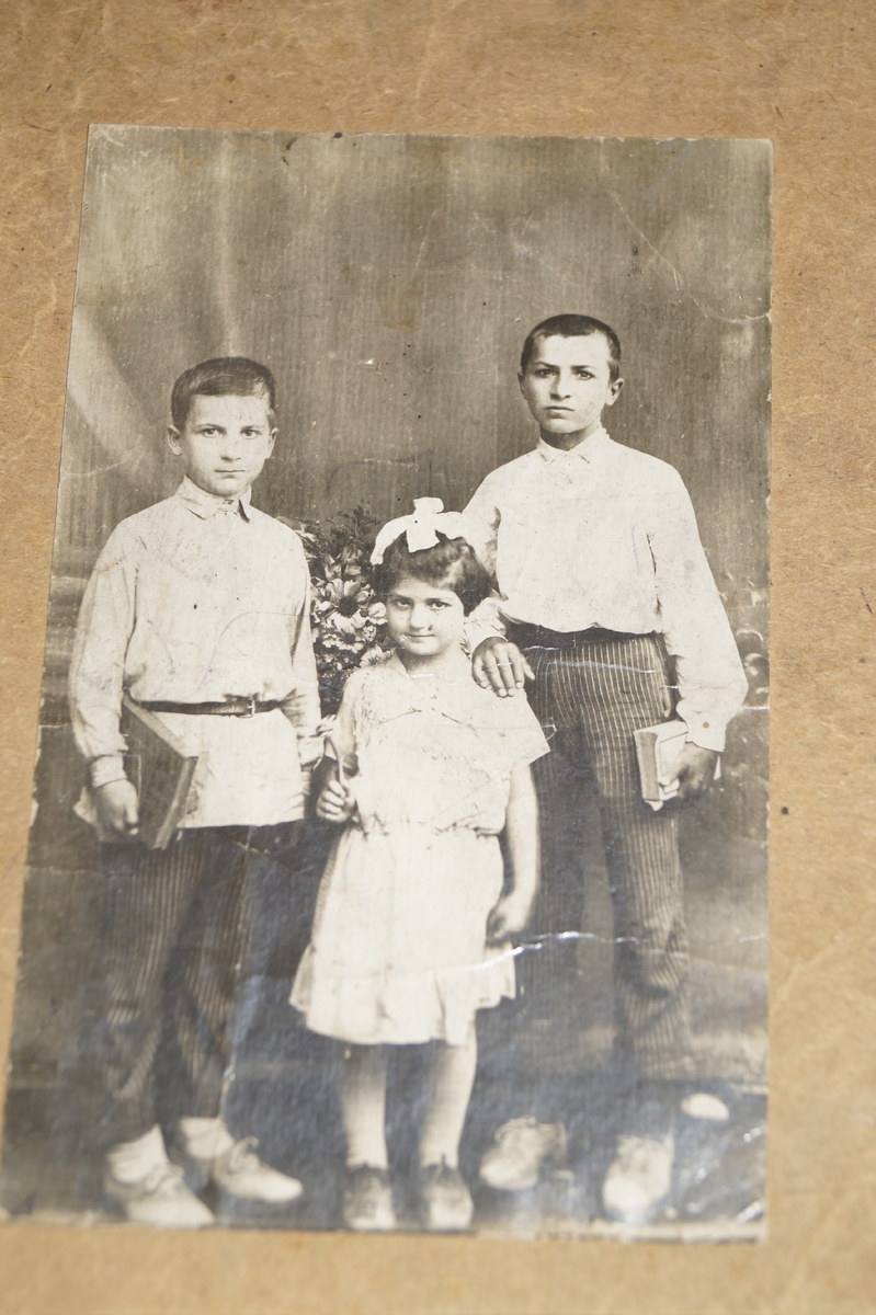 человек есть важнейшая часть вселенной и содержит в себе прообраз вселенной разумной божественной материи. 