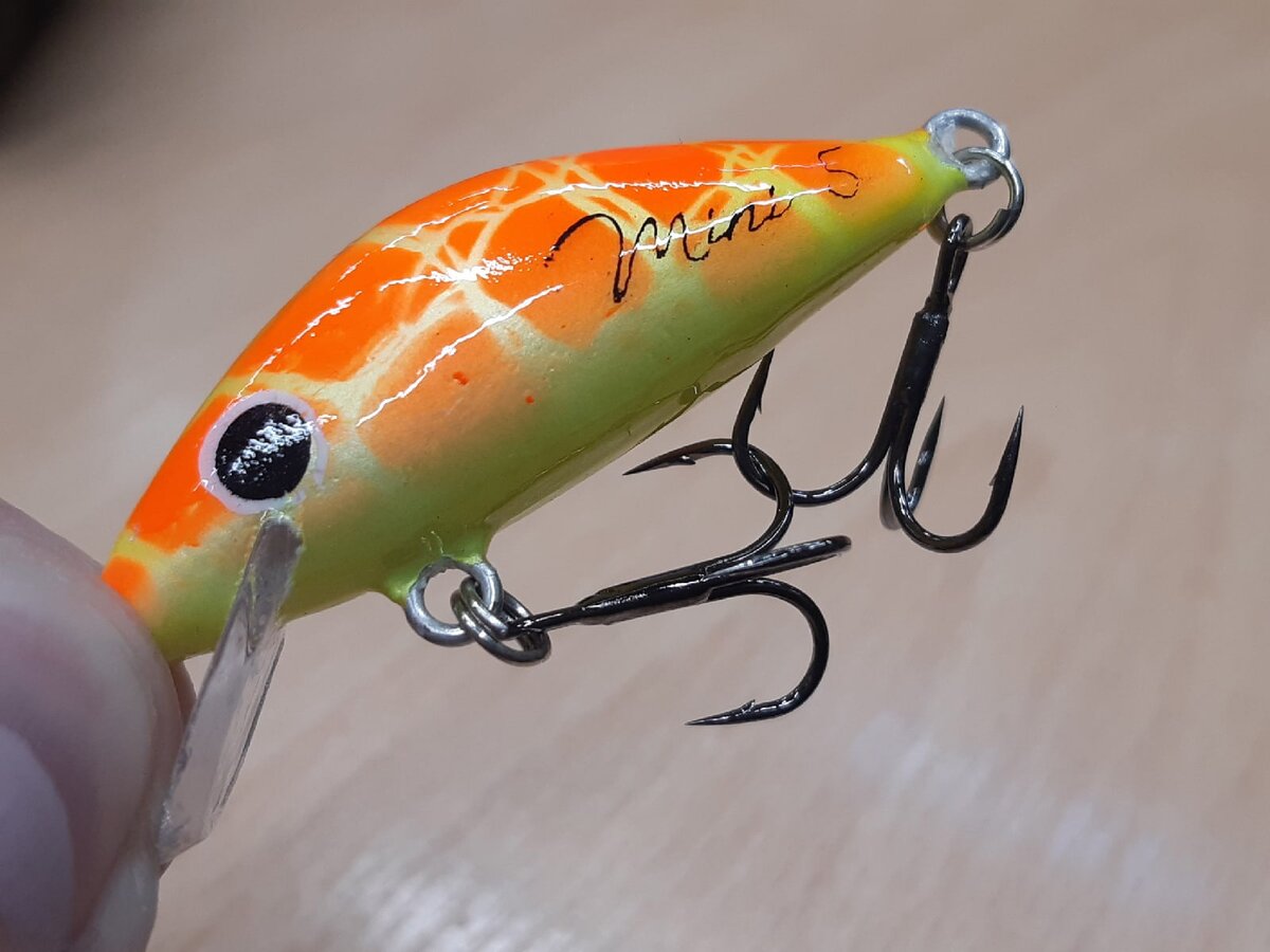 перехлест крючков, воблер  MINI5 OR