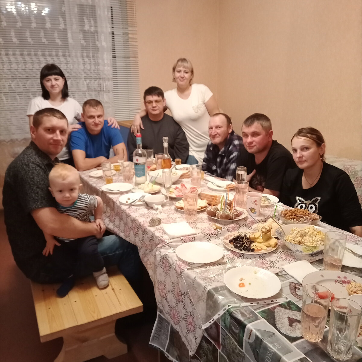 Справа Аня с мужем 