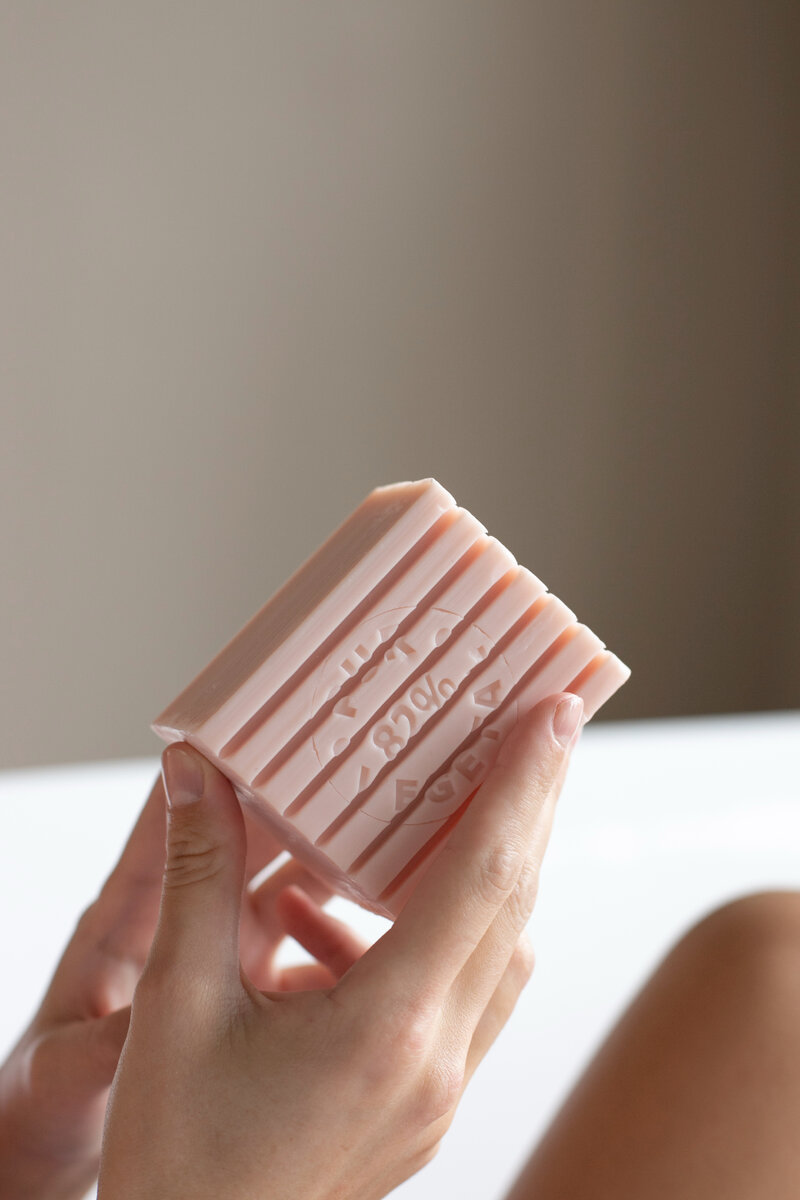 Марсельское мыло в полоску с 82% жирных кислот