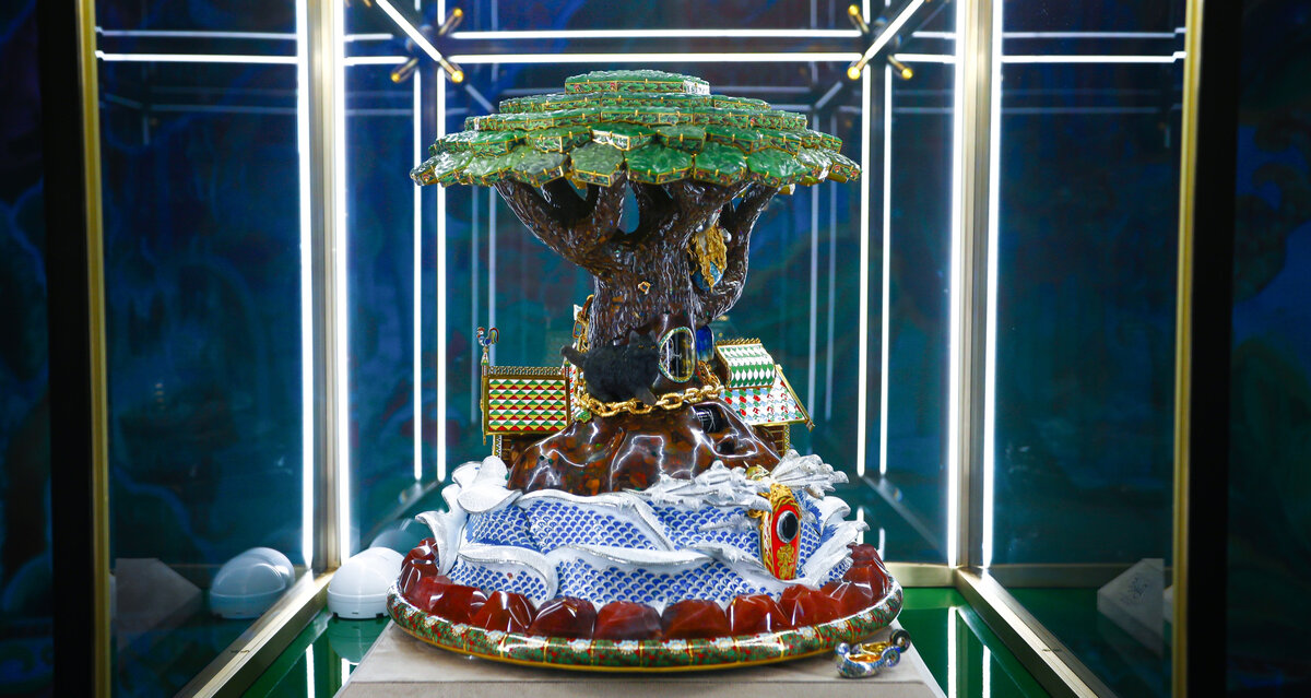 Настольные часы "Лукоморье" (Lucomorye Clock)