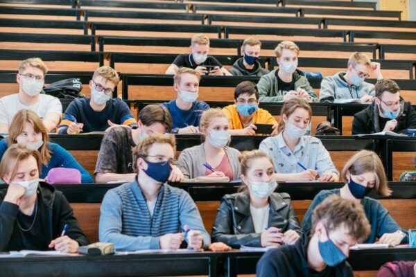    Фото: пресс-служба Минобрнауки РФ