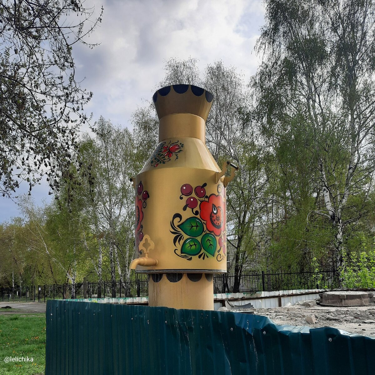 Листайте галерею