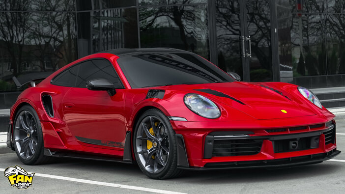 #Обвес  действительно объемный, как по количеству деталей, так и по форме. На мой взгляд, это самый объемный и самый интересный аэродинамический обвес для Порше 911 Турбо С в кузове 992.