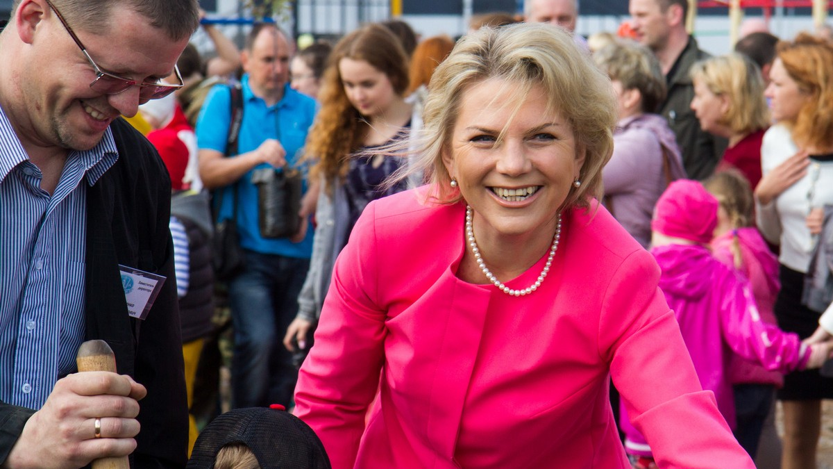 Вероника Минина на открытии школы №36. 2017 год