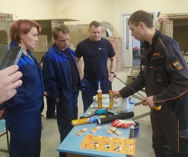 Обучение мастеров новым технологиям специалистами Sika и КРЕПС