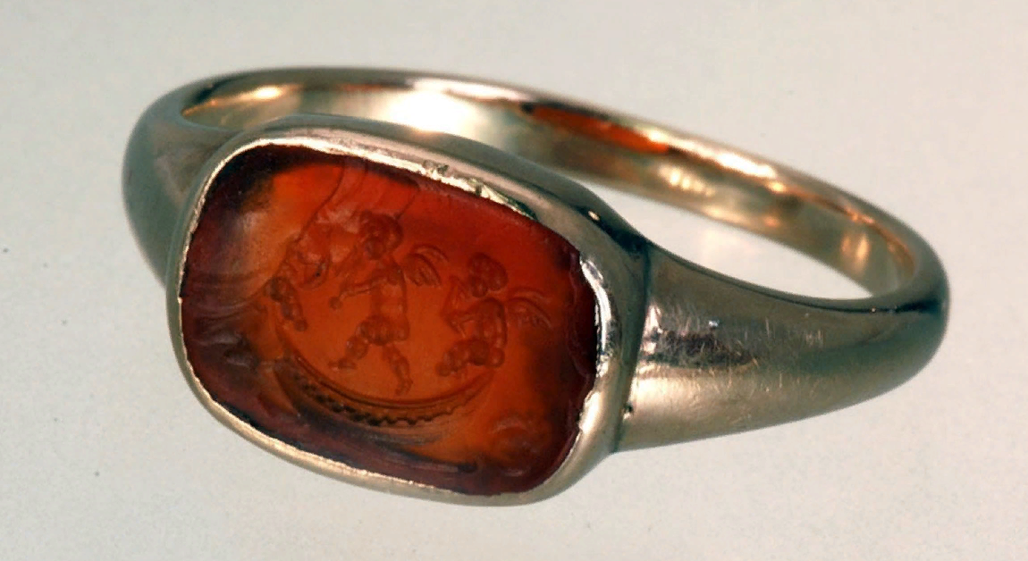 Перстень А.С Пушкина с вырезанными в нем амурами