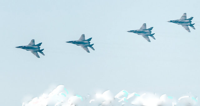 Фото их свободных источников.