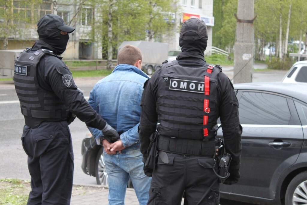 вор должен сидеть...
