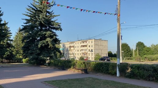 Я таких деревень еще не видел. Деревня Тарасково Московской области с пятиэтажками и с супермаркетом