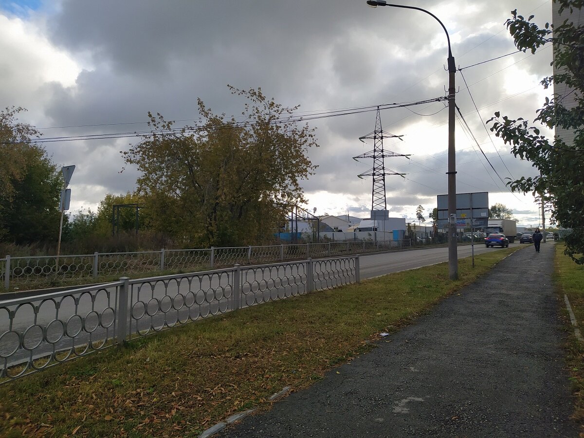 Улица Ангарская (Екатеринбург)