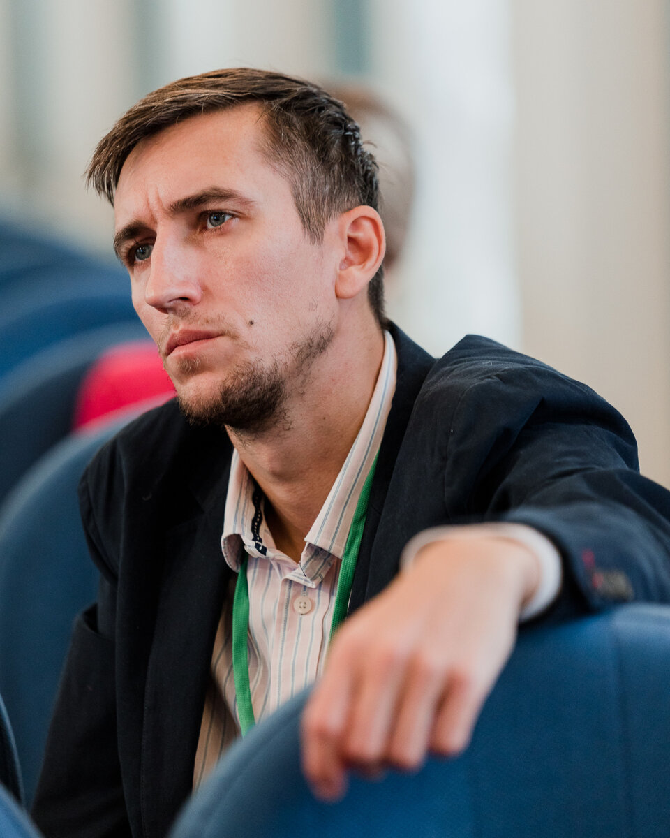 журналист 24 года