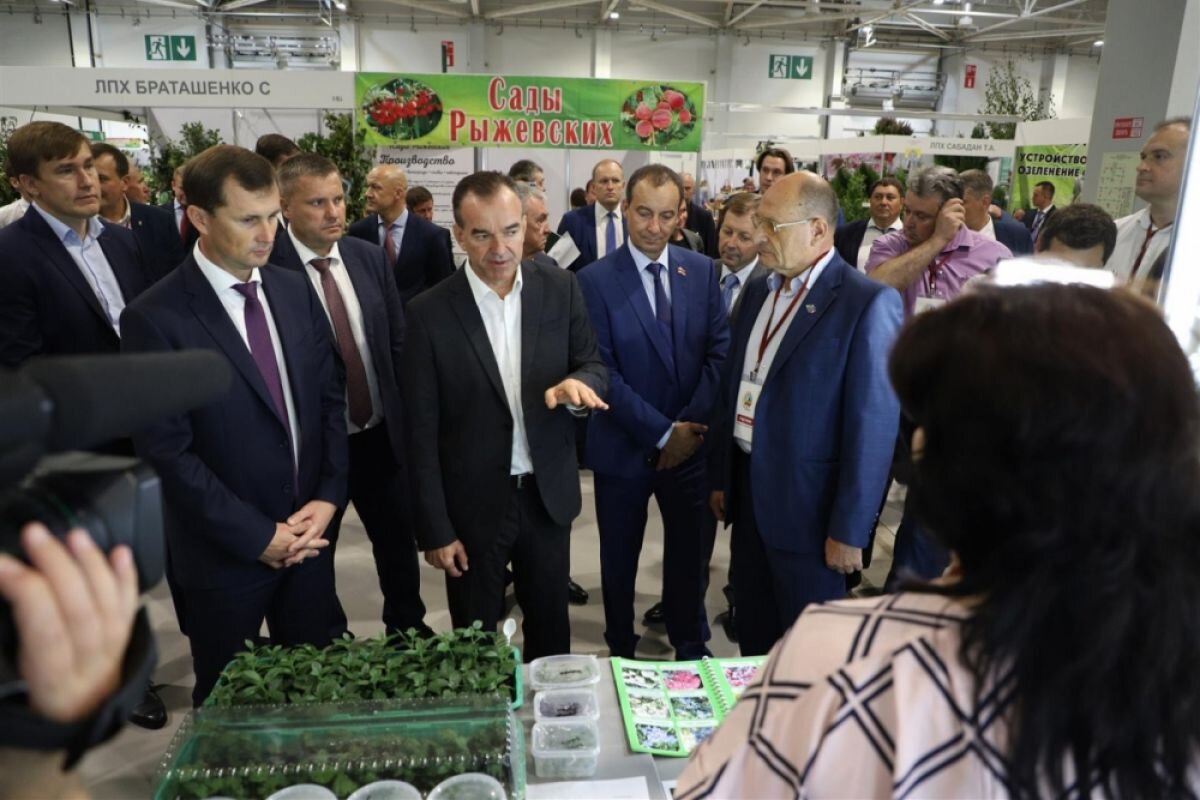    Вениамин Кондратьев и Юрий Бурлачко открыли «Кубанскую ярмарку»