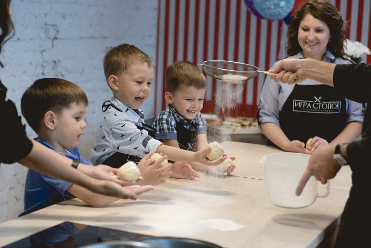 Развивающие занятия для детей от 3-5 лет в СПб с профессионалами своего дела