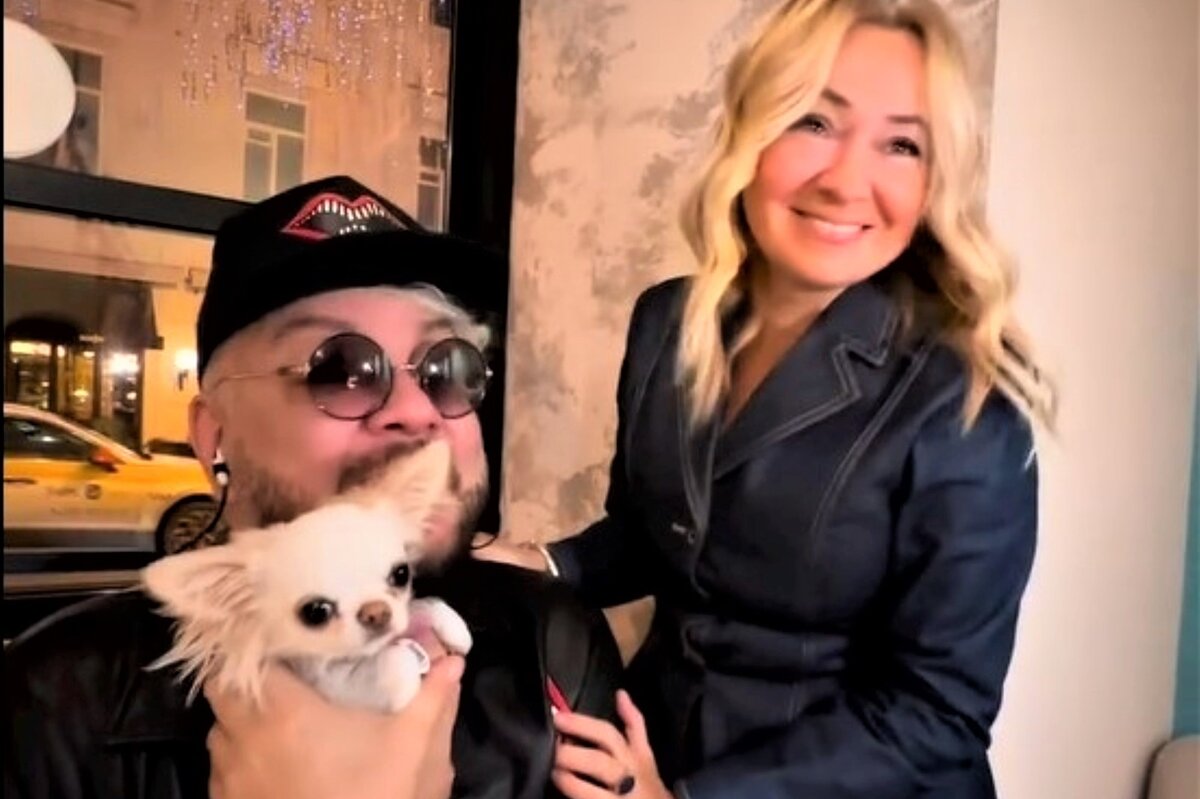     «Какой милый! Я заберу его себе!»: Филипп Киркоров выпросил у Яны Рудковской собаку, похожую на него
