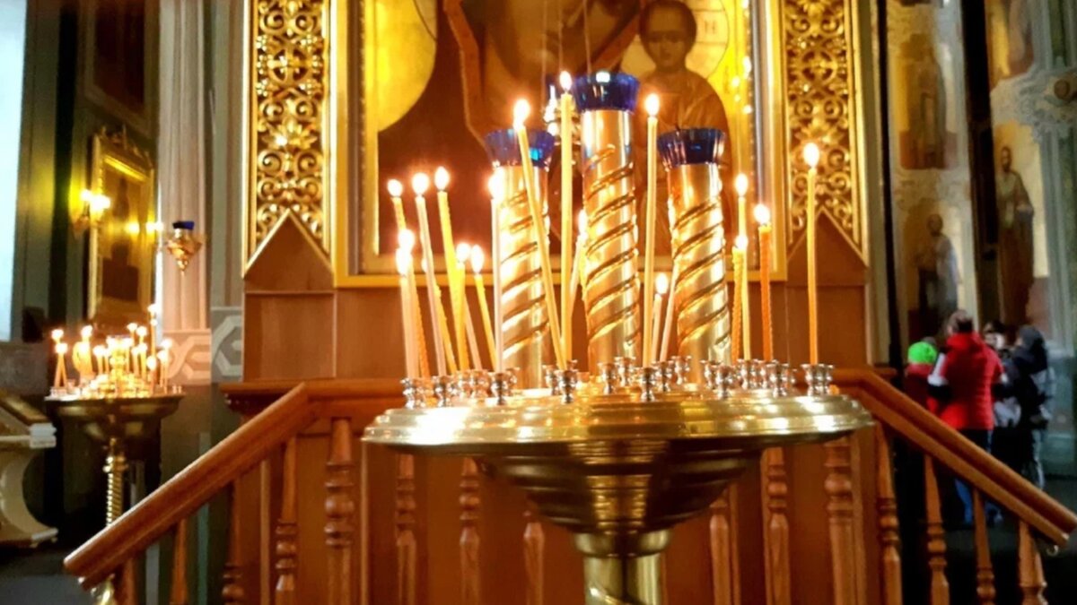     Сегодня ночью в Софийском храме Казани пройдет ночное богослужение о российских воинах. Также будет совершено поминовение погибших в ходе спецоперации. Об этом сообщила пресс-служба Казанской епархии.